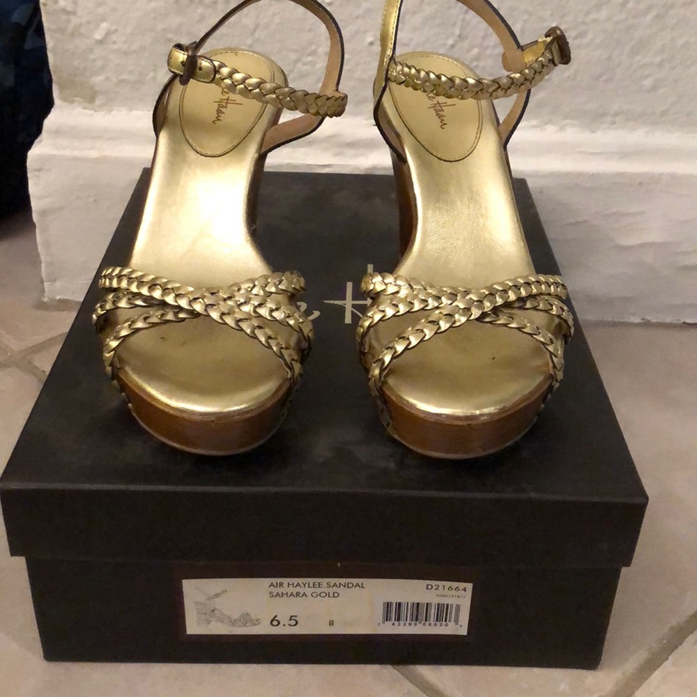Cole Haan Women shoes size 6.5M